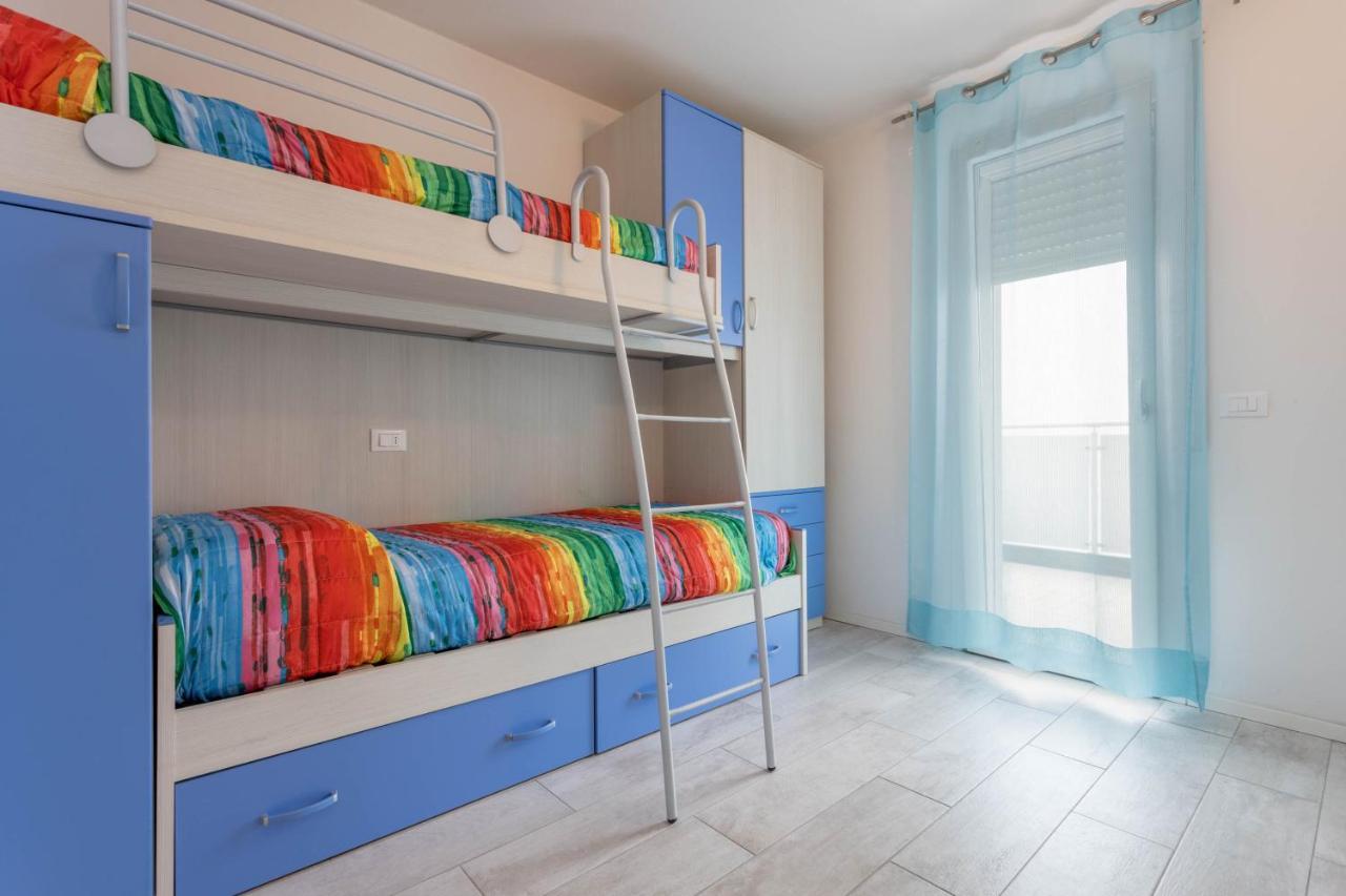 Blu Indaco Villa Elsa Lignano Sabbiadoro Exterior foto